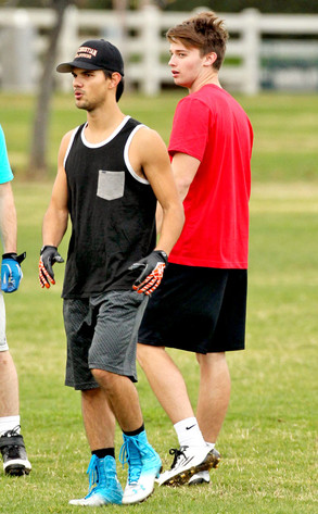 Taylor Lautner, Patrick Schwarzenegger Taylor Lautner, Patrick Schwarzenegger